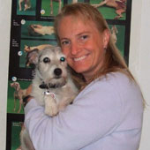 CSUEB alumna Dr. Jenny Taylor, DVM and Molly, her Jack Russell. (By: creaturecomfort.com)